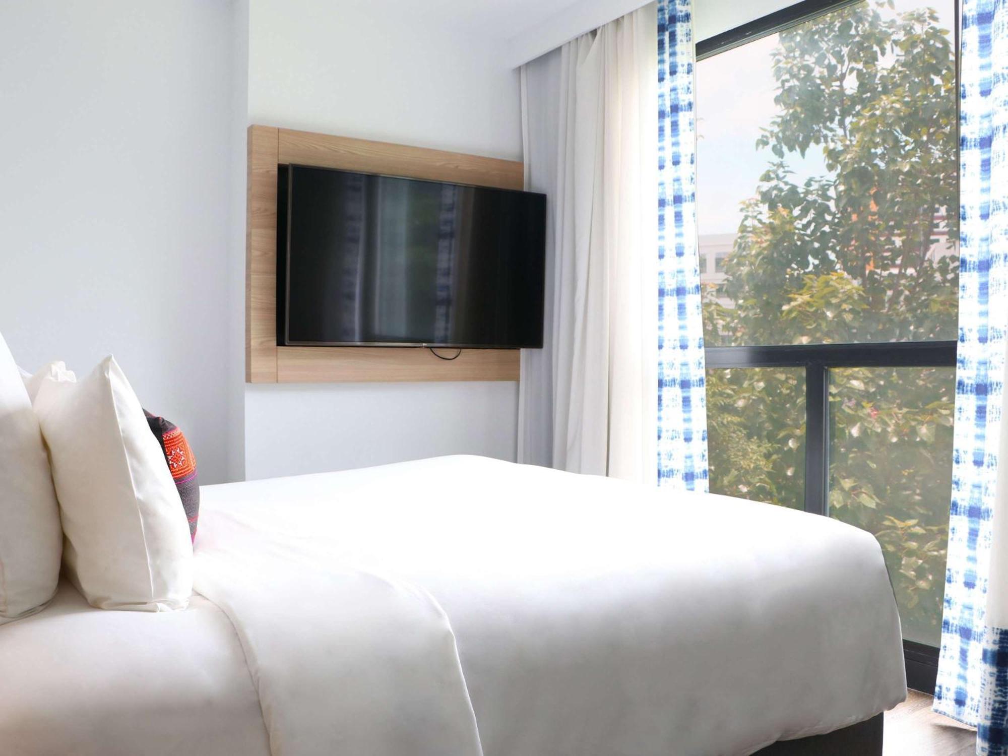 Novotel Chiangmai Nimman Journeyhub Чиангмай Екстериор снимка