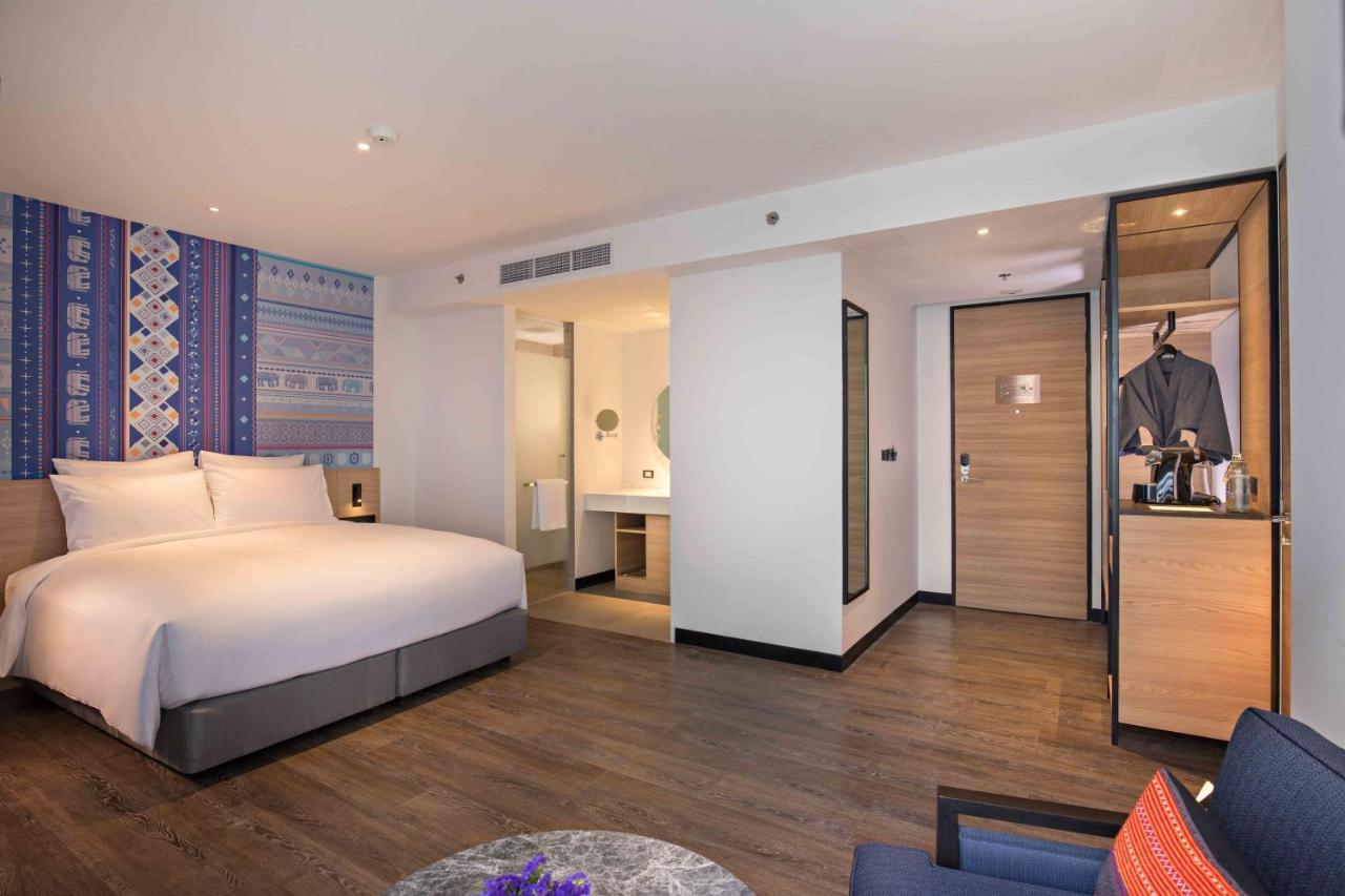Novotel Chiangmai Nimman Journeyhub Чиангмай Екстериор снимка